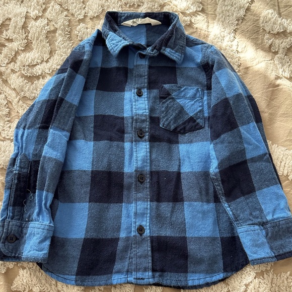 H&M Other - H&M Boys Blue Flannel shirt 5-T